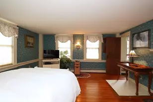 678 N Main St, Attleboro, MA 02703 - Photo 2