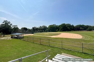 421 High St, Medford, MA 02155 - Photo 32