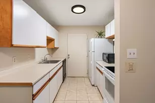 50 Village Brook Ln, Natick, MA 01760 - Photo 8