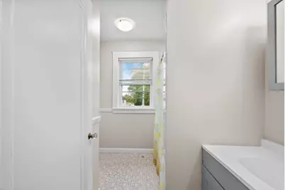 25 Tedesco St, Marblehead, MA 01945 - Photo 26