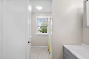 25 Tedesco St, Marblehead, MA 01945 - Photo 26