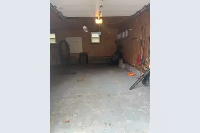 27 Dawson Road, Worcester, MA 01602 - Photo 2