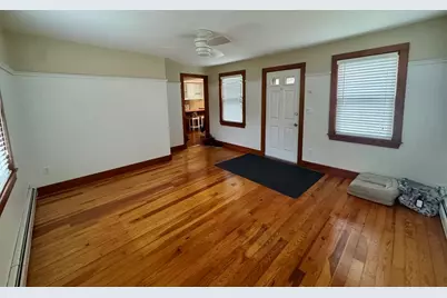 16 Winona Ave, Fairhaven, MA 02719 - Photo 10