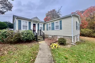 16 Winona Ave, Fairhaven, MA 02719 - Photo 1