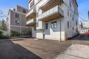 527 E 7th St, Boston, MA 02127 - Photo 20