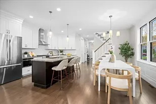 9 Hawk Ln, Framingham, MA 01701 - Photo 4