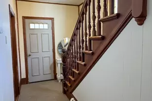 83 Newton St, Greenfield, MA 01301 - Photo 18