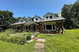 12R Jackielyn Cir, Granby, MA 01033 - Photo 2