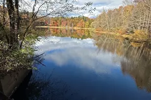 12R Jackielyn Cir, Granby, MA 01033 - Photo 2