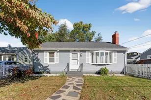 15 Don Ct, Pawtucket, RI 02861 - Photo 1