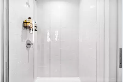 135 Seaport Blvd #906, Boston, MA 02210 - Photo 16