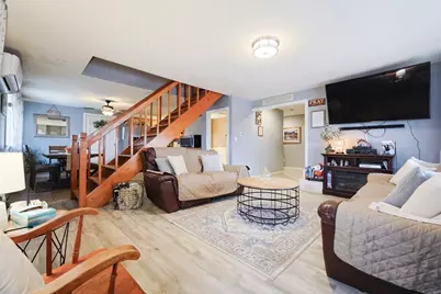 273 Tremont St, Fall River, MA 02720 - Photo 14