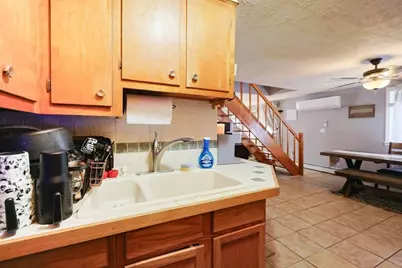 273 Tremont St, Fall River, MA 02720 - Photo 12