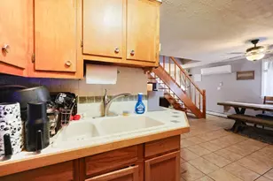 273 Tremont St, Fall River, MA 02720 - Photo 12