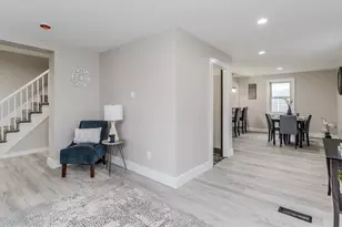 7 Webb Ct, Ware, MA 01082 - Photo 8