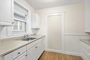 4 Chase St, Salem, MA 01970 - Photo 14