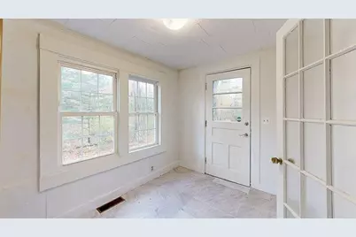 450 Mount Wayte Ave, Framingham, MA 01702 - Photo 8