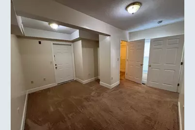 48 North St #9, Ware, MA 01082 - Photo 6