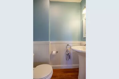 151R Methuen St #151R, Lowell, MA 01850 - Photo 8