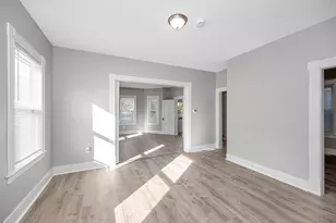 62 W 3rd St, Lowell, MA 01850 - Photo 8