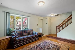 903 Foxwood Cir, Peabody, MA 01960 - Photo 4