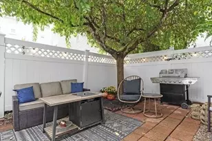 192 W Fifth St, Boston, MA 02127 - Photo 18