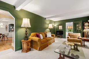 225 Howard St, Melrose, MA 02176 - Photo 4