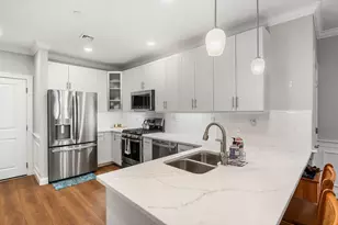 320 Middlesex Ave, Medford, MA 02155 - Photo 4