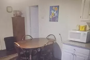 39 Union St, Taunton, MA 02780 - Photo 2