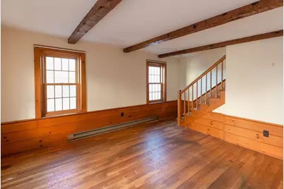 129-1/2 Summer St, Plymouth, MA 02360 - Photo 2