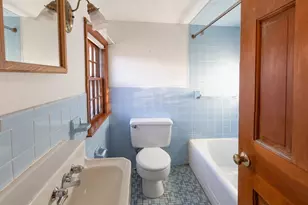 129-1/2 Summer St, Plymouth, MA 02360 - Photo 8