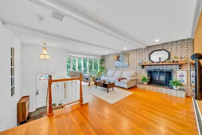 26 Beach St, Malden, MA 02148 - Photo 4