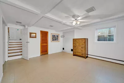 26 Beach St, Malden, MA 02148 - Photo 32