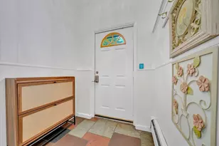 26 Beach St, Malden, MA 02148 - Photo 2