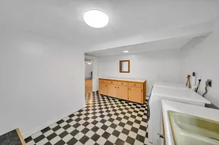 26 Beach St, Malden, MA 02148 - Photo 38