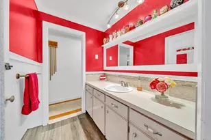 26 Beach St, Malden, MA 02148 - Photo 20