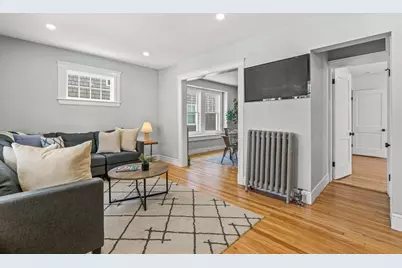 44-46 Woods Ave #44, Somerville, MA 02144 - Photo 8