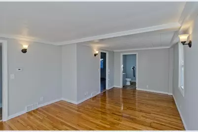 52 Orange St, Westfield, MA 01085 - Photo 14