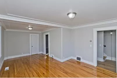 52 Orange St, Westfield, MA 01085 - Photo 6
