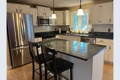 220 Erin Rd, Taunton, MA 02718 - Photo 10