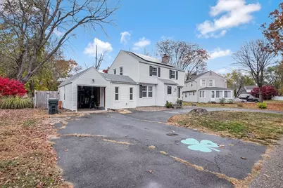 1606 Wilbraham Rd, Springfield, MA 01119 - Photo 2