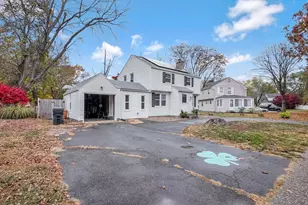 1606 Wilbraham Rd, Springfield, MA 01119 - Photo 2