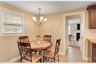 1606 Wilbraham Rd, Springfield, MA 01119 - Photo 8