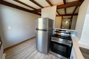 16 Oriole St, Gardner, MA 01440 - Photo 1