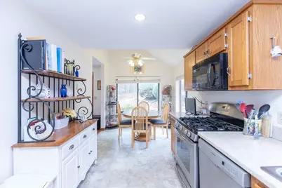 81 Clement Ct #81, Haverhill, MA 01830 - Photo 6