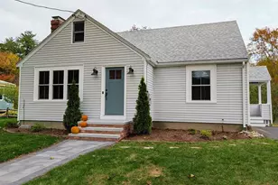 133 Lincoln St, Hudson, MA 01749 - Photo 2