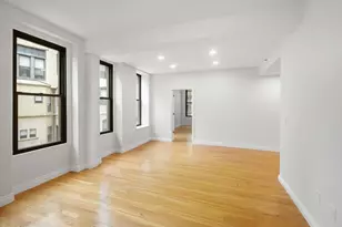 4 Charlesgate E, Boston, MA 02215 - Photo 18