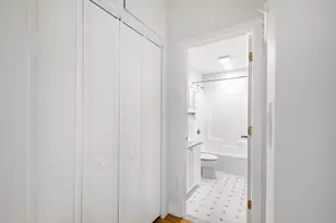 4 Charlesgate E, Boston, MA 02215 - Photo 16