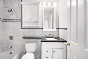 4 Charlesgate E, Boston, MA 02215 - Photo 22