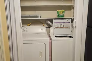 19 Meadowood Dr, Stoughton, MA 02072 - Photo 4